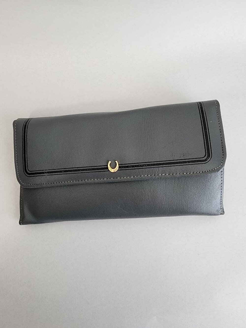 Vintage Princess Gardner Gray Leather Wallet